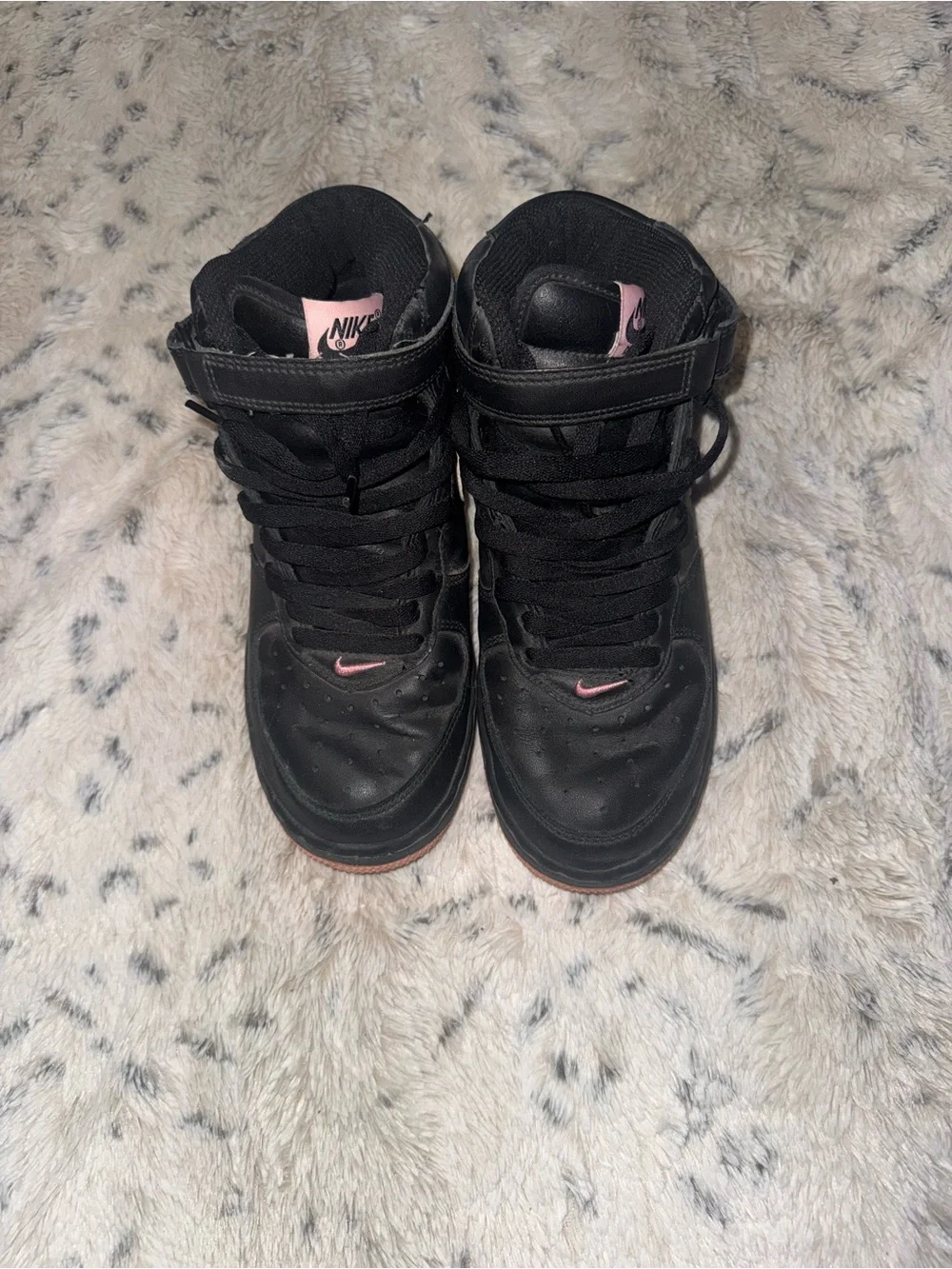 Vintage Nike Air Force 1 Mid Y2K 'Real Pink' Black Sneakers